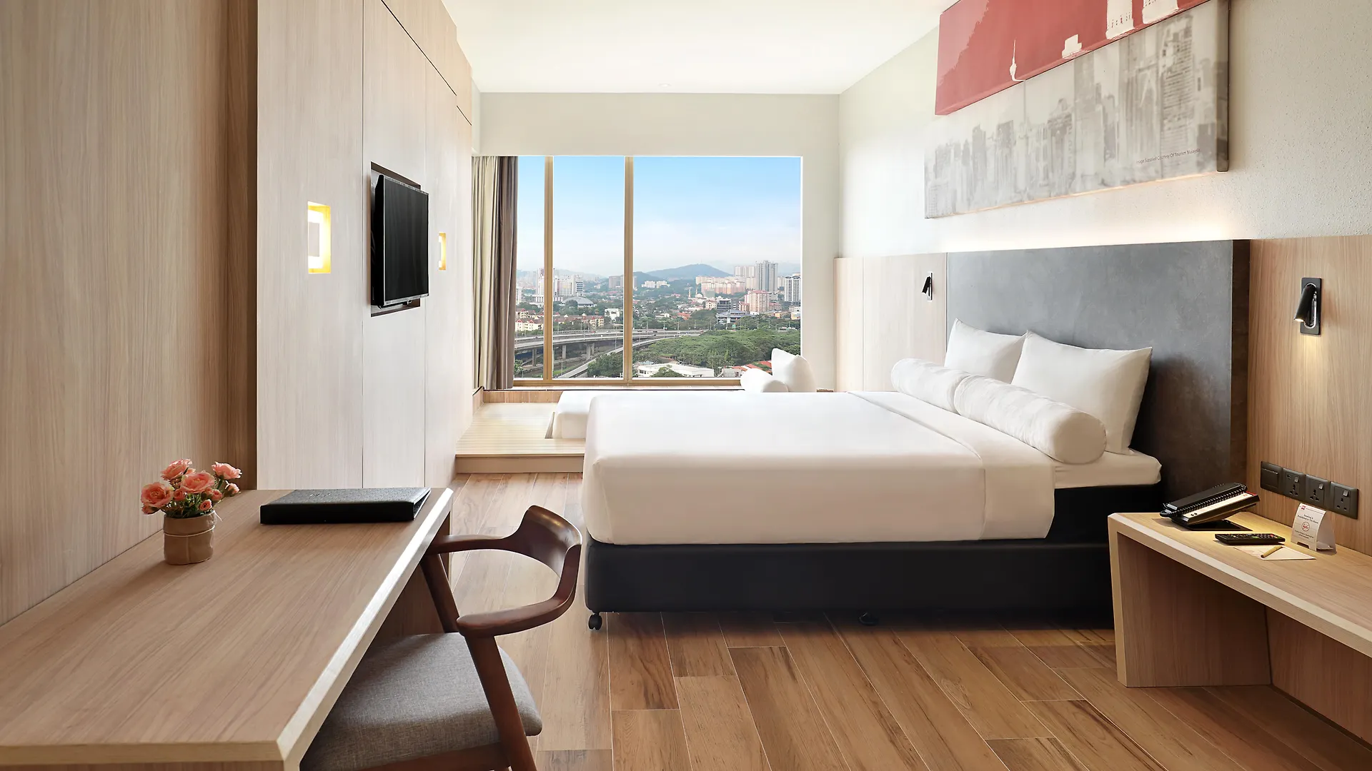 Ibis Kuala Lumpur City Centre 4*,